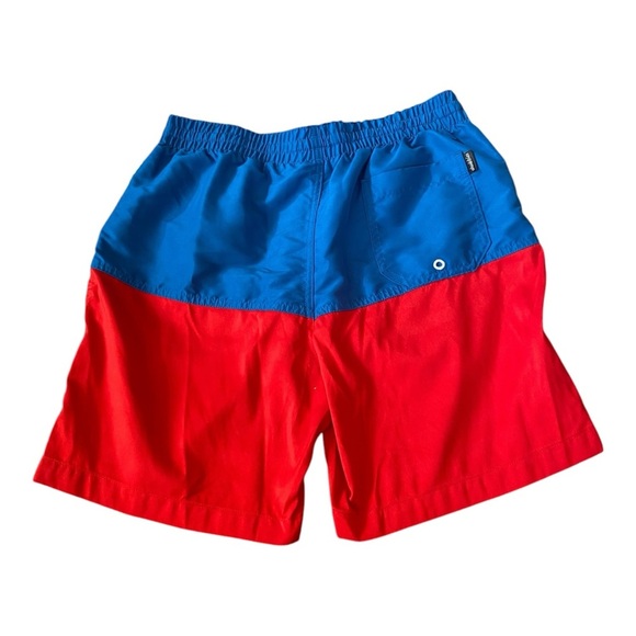 Chubbies Men's Classic Swim Trunks Red and Blue Shorts Size Medium 7” Inseam NEW - Picture 2 of 7